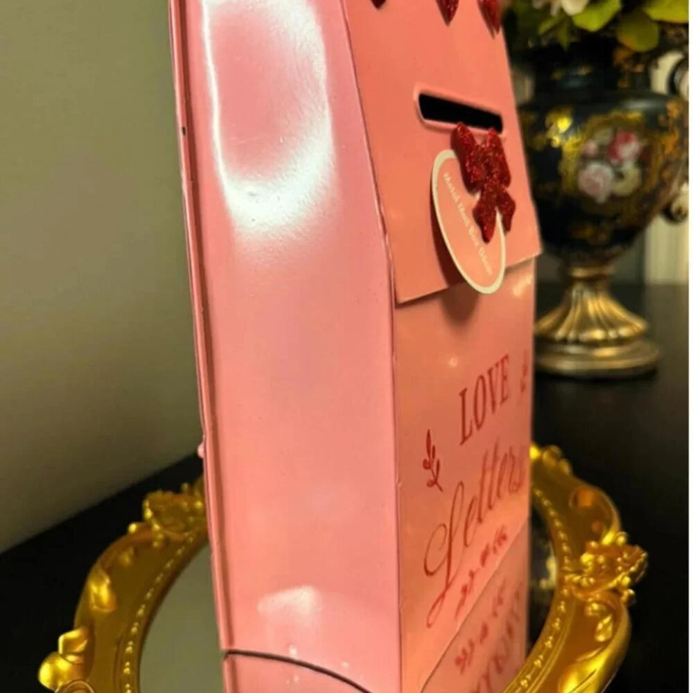 Pink Love Letters Metal Mailbox Valentine’s Day Decor Card Holder Shelf NWT